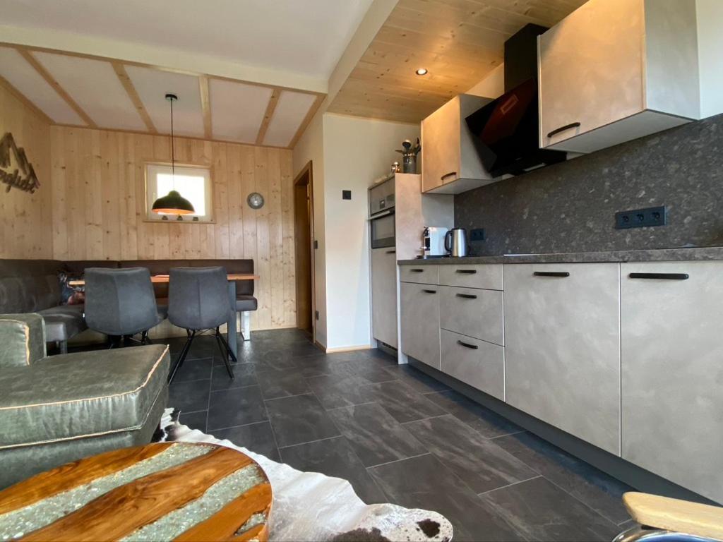 Nocky Mountains Lodge And Apartment رادينثين المظهر الخارجي الصورة